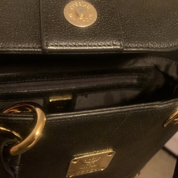 MCM Mini Bucket Top Handle - Picture 10 of 10